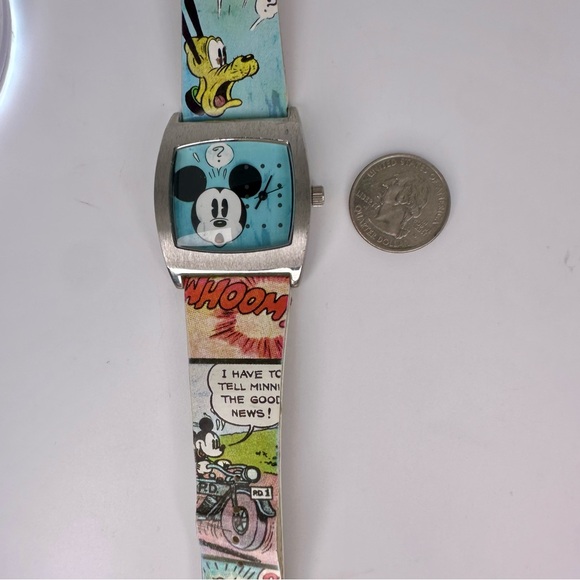 Vtg Disney Parks Mickey Quartz Stainless Watch w Cartoon Comic Pluto, Daffy - Picture 14 of 14